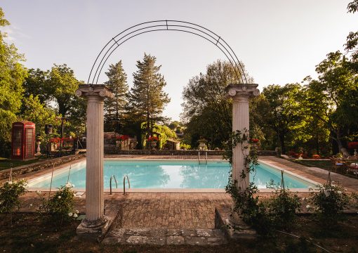 Il parco e la piscina